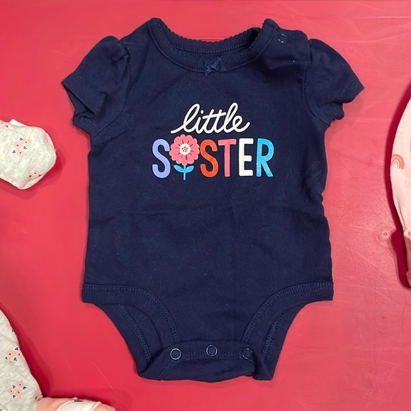 Little Sister sleepers and onesie Size NB - Picture 7 of 14